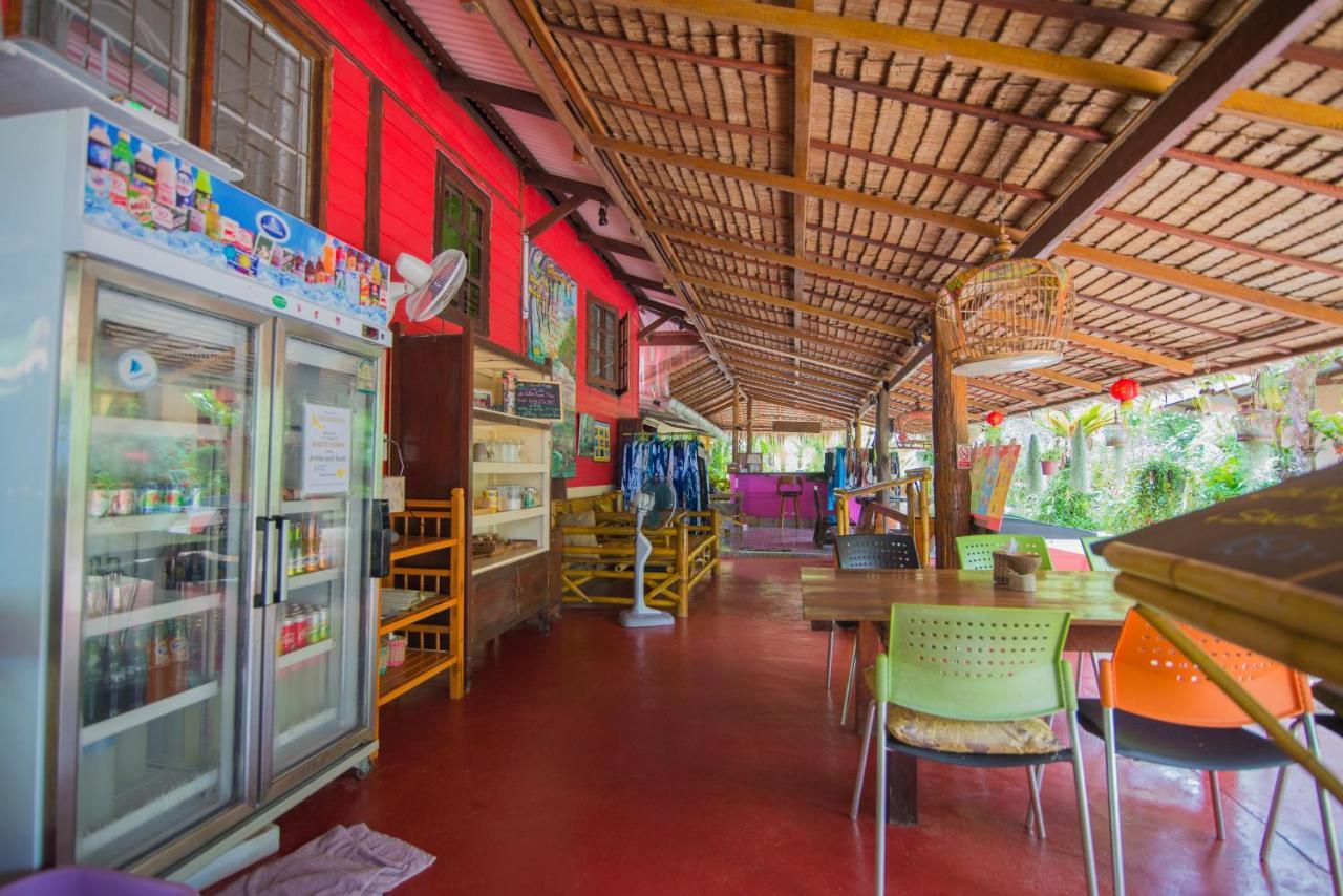 Bananas Resort & Restaurant Thalane-öböl Kültér fotó